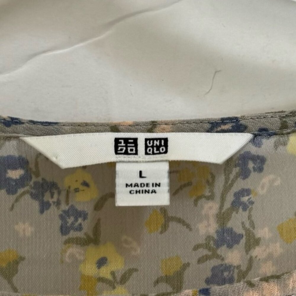 Uniqlo NEW Floral Lightweight Semi Sheer Bell Sleeve Flowy Blouse Top Peplum L - Picture 9 of 16